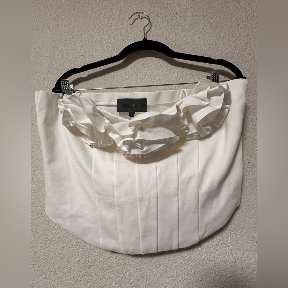 Anthropologie White Corset Flower Top 🪽🤍
